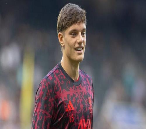 对阵南安普顿首发登场，18岁中卫莱昂尼迎利物浦生涯首秀