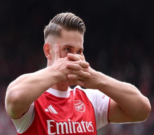 迪尼：哲凯赖什在关键时刻有所不足，硬仗还是要看哈弗茨