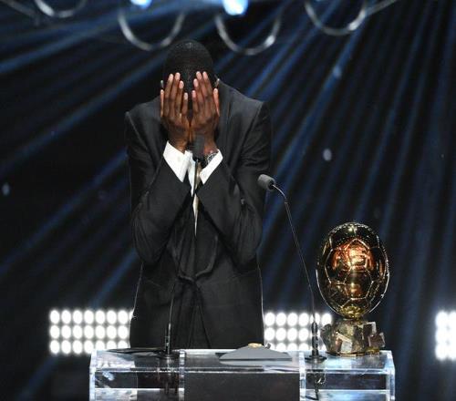 费迪南德：登贝莱的能力固然出众但他一直前进的意志更加宝贵