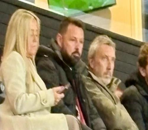 曼联新青训主管托皮观看U21梯队比赛，曼联21击败毕巴梯队