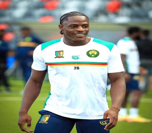 8场造8球，巴萨计划解锁3000万欧解约金，接班莱万！曼联紧追其后