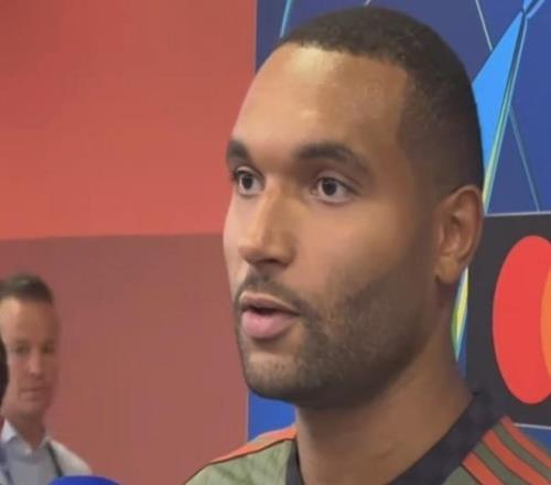 塔：如果我真的打到若昂佩德罗的脸那当然该红牌，但我没有