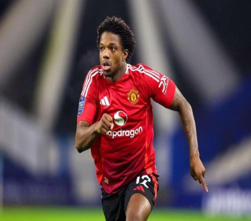 记者：土超埃于普体育与曼联就租借马拉西亚达成协议