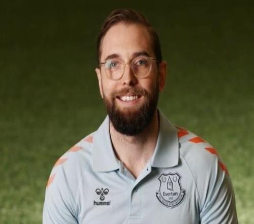 埃弗顿队医福瑟比转投曼联：能加入这家历史性的俱乐部是特权