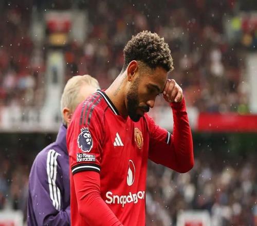 英超前3轮，曼联队内数据领先者：左路控球、右路射门