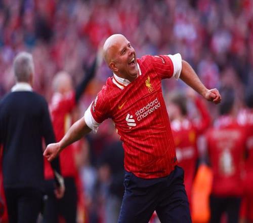 小吧译言家一个夏窗卖人收1.94亿！利物浦的买卖咋能做得这么精