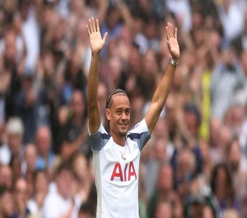 西蒙斯：和弗兰克聊过后我就想加盟热刺，希望能在这里留下印记