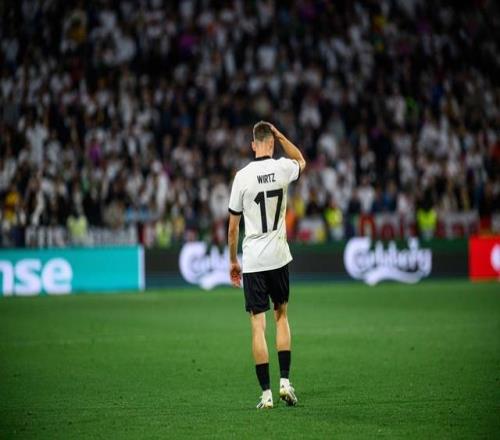 马特乌斯维尔茨在英超受到质疑很正常，我刚去国米时也一样