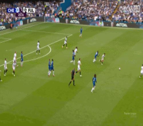 又是英超VAR昨夜英超VAR再引争议：伯恩利衣袖越位蓝军两次得利