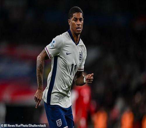 基恩:拉什福德需改善防守态度,那样他就能成为世界级球员 基恩:拉什福德需改善防守态度,那样他就能成为世界级球员