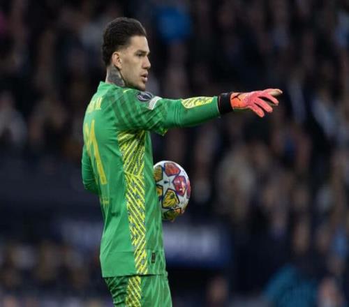 土耳其记者：曼城门将埃德森已接受费内巴切的报价