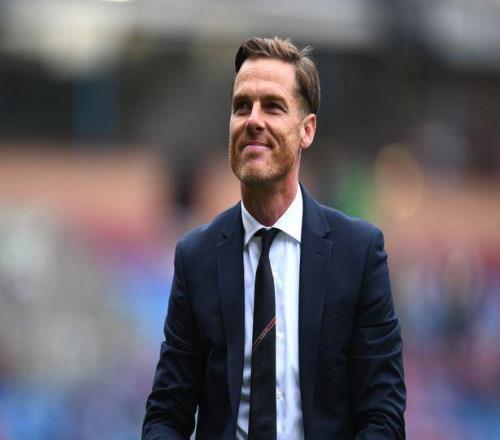 伯恩利主帅：曼联是一头受伤的野兽，但他们拥有世界级球员