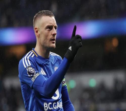 迪马：38岁瓦尔迪预计今天敲定加盟克雷莫纳，即将登陆意甲联赛