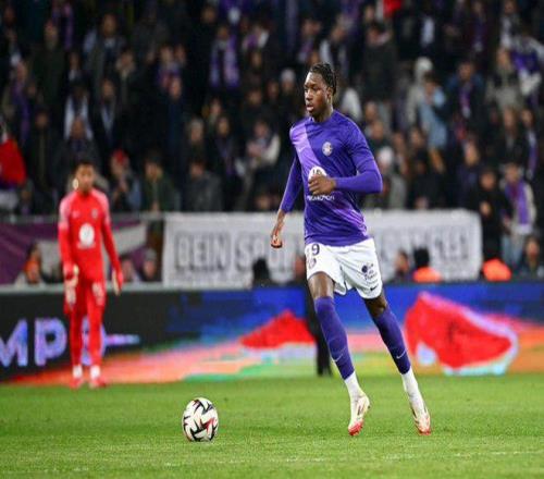 记者：水晶宫同意2300万英镑签下后卫坎沃特，顶替格伊