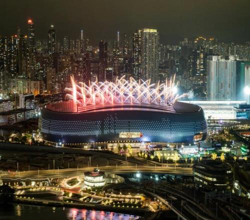 太阳报介绍香港启德体育园：在机场旧址上建设，耗资30亿英镑