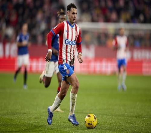 记者：阿森纳800万欧200万欧报价赫罗纳右后卫阿尔诺马丁内斯