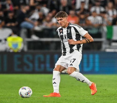 斯基拉：森林1500万欧再度报价萨沃纳，尤文坚持要2000万