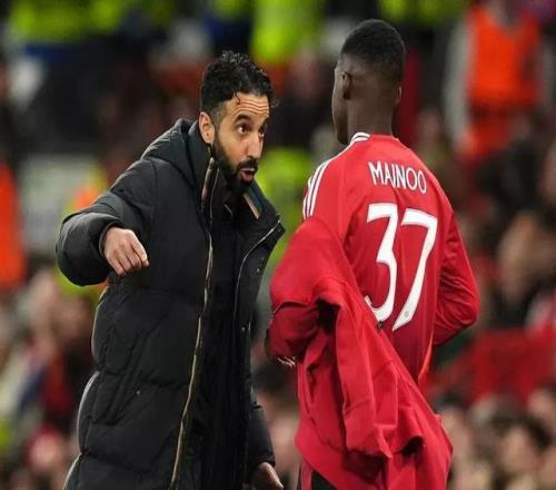 英超0首发！曼联名宿：我敢肯定阿莫林和梅努有私人恩怨