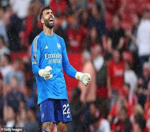 邮报：拉亚已成为世界最优秀的门将之一，扑救与脚下技术俱佳