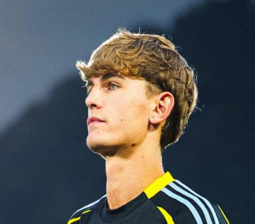 TA：科莫想获得帕斯更高转会分成并对皇马设定更高的回购条款