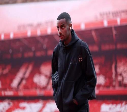 回声报分析伊萨克事件：阿曼达离任是导火索纽卡占据主动权