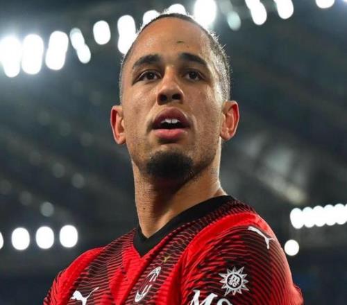 跟队：利兹以2100万欧签下奥卡福尔，球员接下来几小时内抵达英国