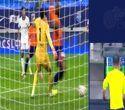 中超巨大争议！颜骏凌绊人被无视，主裁取消点球，兰克尔泽暴怒