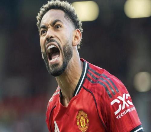 电讯报：尽管输球，但库尼亚和姆伯莫的表现让曼联一扫阴霾