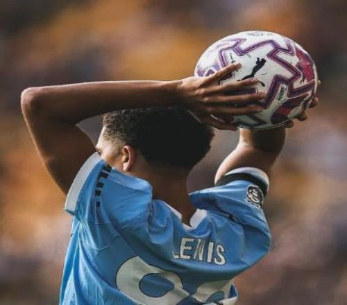 邮报：刘易斯上周说不想离队，与维亚纳会面48小时内谈妥续约