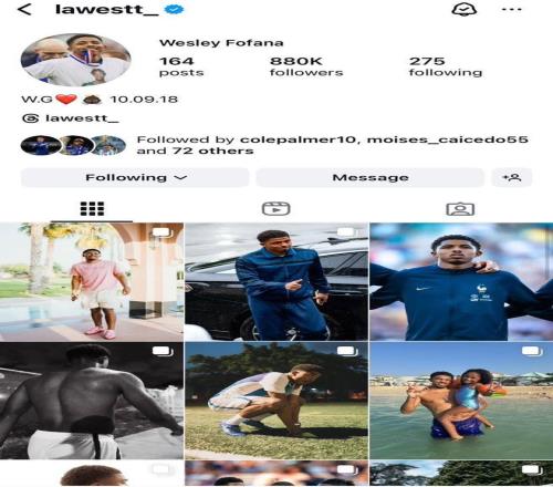 耐人寻味，韦斯利福法纳删除了所有与切尔西相关的社媒内容