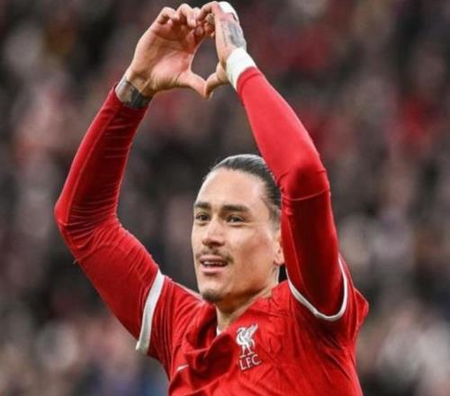 记者：努涅斯未来24小时内离队体检，利物浦头号目标仍是伊萨克