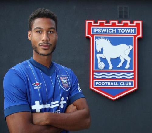 Herewego！罗马诺：那不勒斯中场卡尤斯特再次租借加盟伊镇