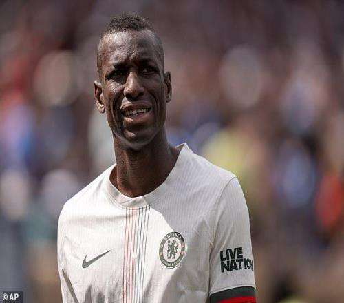 邮报：若雅克松最终没离队，切尔西也乐意让他留在一线队