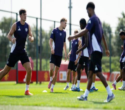 曼晚：马兹拉维再度缺席球队训练，他已赶不上英超揭幕战