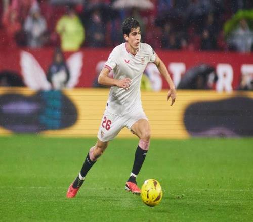 罗马诺：那不勒斯引进胡安卢接近达成协议，报价1700万欧元