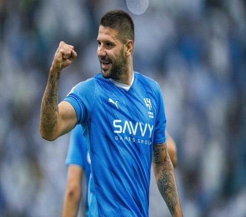 曼晚：霍伊伦打算离开曼联，后者有可能签下米特洛维奇作为替代者