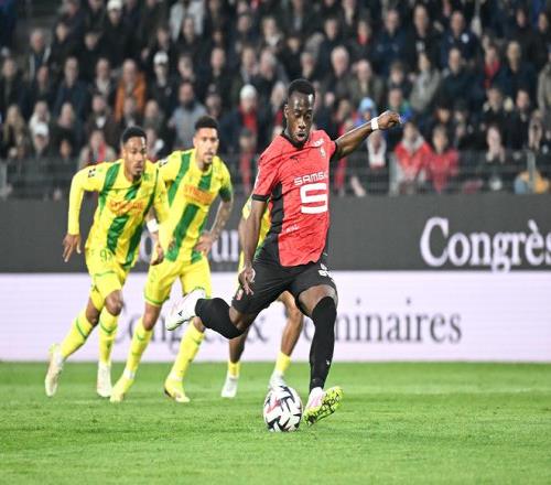 英媒：森林即将2600万镑签雷恩前锋卡里姆恩多，还在谈麦卡蒂