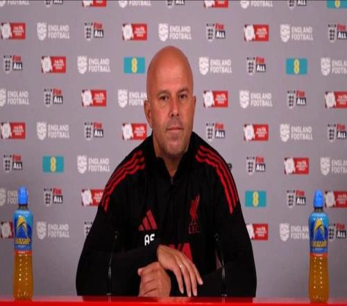 斯洛特：努涅斯确实可能离队非洲杯时可以让弗林蓬踢右边锋