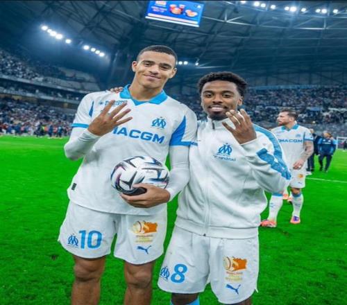 曝青木大四喜后曼联欲1亿回购重返英超机会揭秘，更可能回西甲