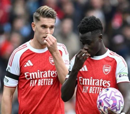 小雷：萨卡虽然不是托尼亚当斯，但他还是阿森纳的领袖