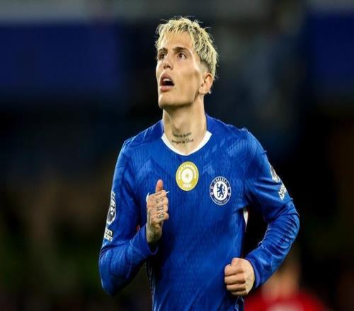 记者：红牛、联想等企业都无法满足要价，切尔西球衣仍将裸奔