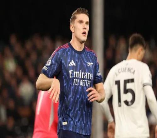 希勒：哲凯赖什有他自己的优势，但他必须提升进球效率