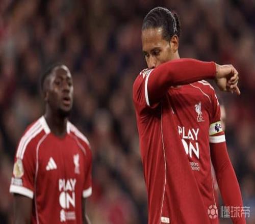 小雷：曼联第一个进球太精彩了，但我认为范戴克犯了大错误