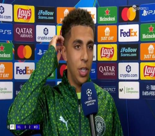 里科刘易斯：每次踢中场我都很开心哈兰德几乎无法被防守