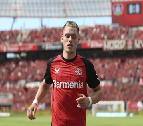 踢球者德甲攻击型中场评级：维尔茨唯一洲际级穆西亚拉国脚级第5