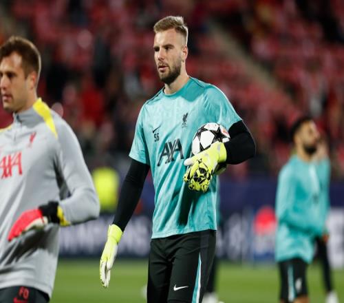 邮报：阿贾克斯有意租借利物浦三门雅罗斯，后者可能投奔海廷加