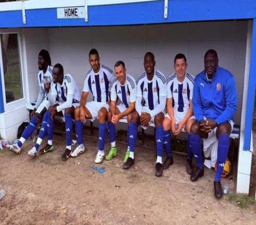 太阳报：多位前英超球员加入威森肖老将队，包括赫斯基、西塞