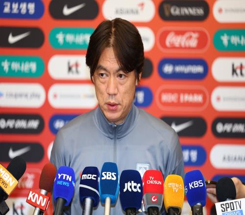 洪明甫：欧联杯冠军是对孙兴慜最好的褒奖金玟哉不具备出场条件