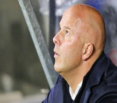 压力堆满：斯洛特利物浦遭遇联赛四连败，接下来连战苦主曼城皇马