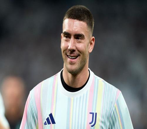 法尔克：热刺等英超球队有意弗拉霍维奇，拜仁求购意愿下降